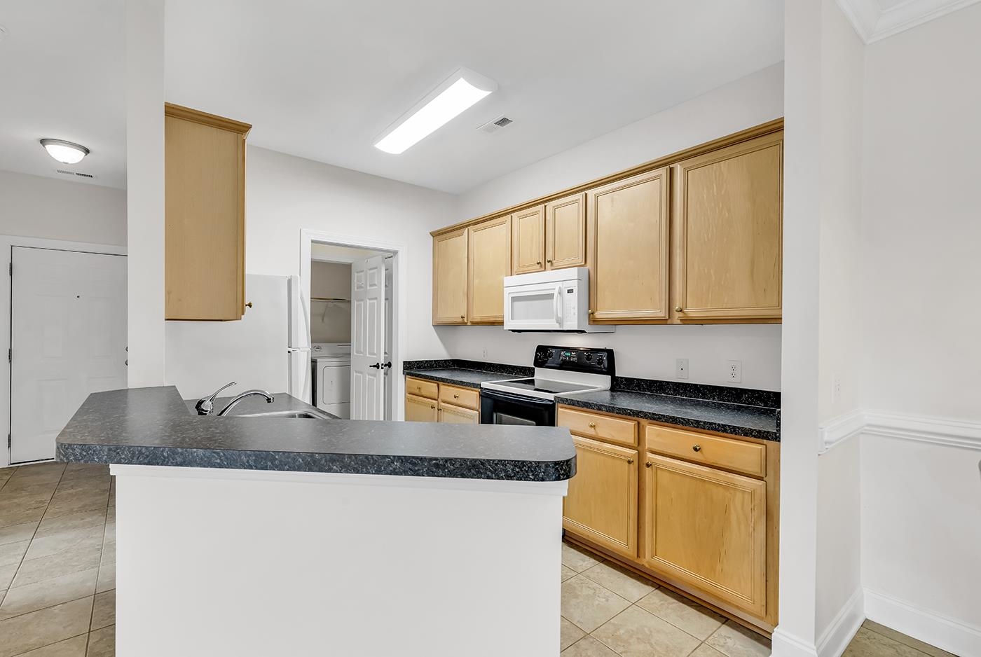 2061 Silvercrest Dr. Unit: 7E