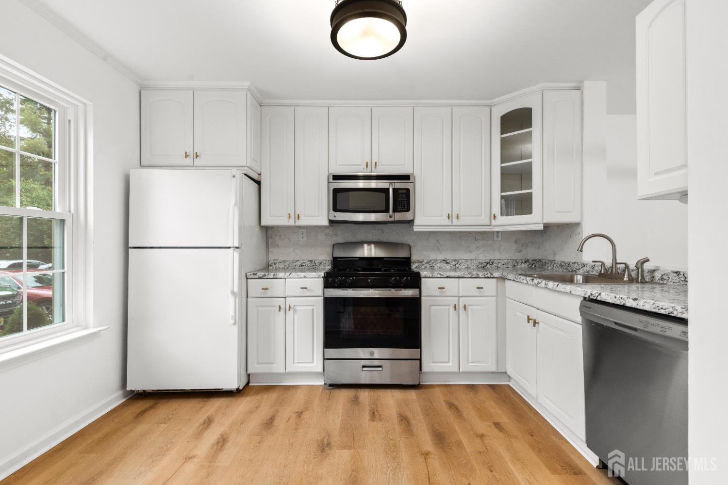 206 Ash Court, Middlesex