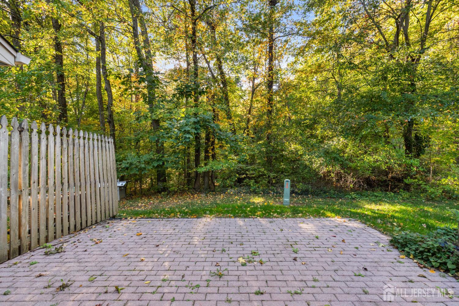 206 Ash Court, Middlesex