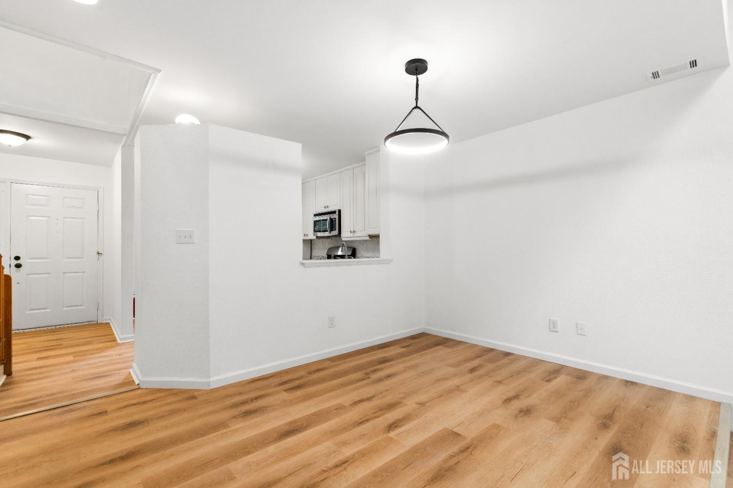 206 Ash Court, Middlesex