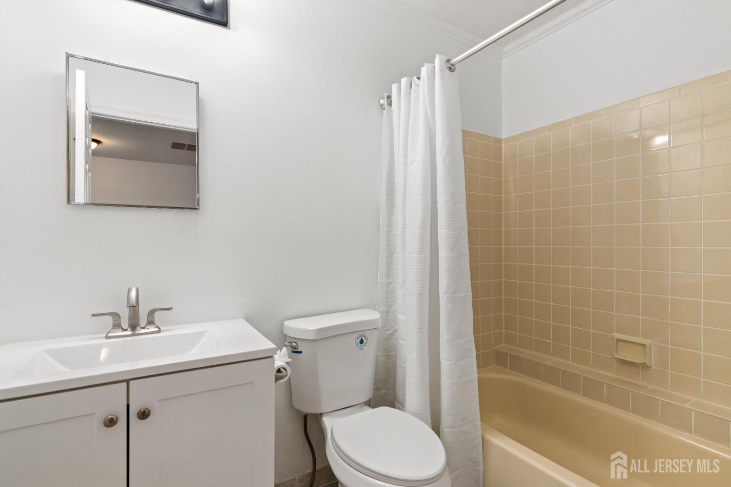 206 Ash Court, Middlesex