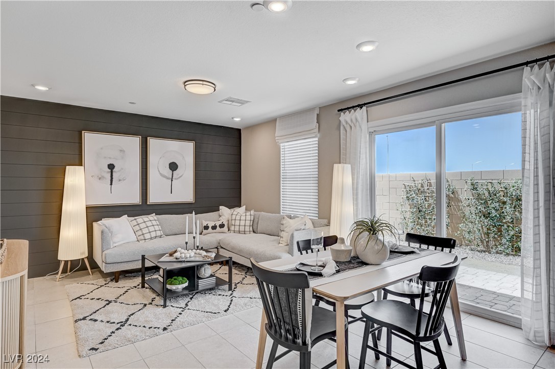 911 Cadence View Way