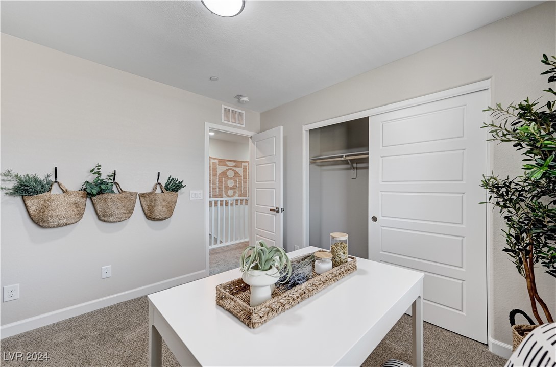 911 Cadence View Way