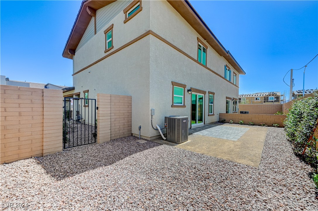 911 Cadence View Way
