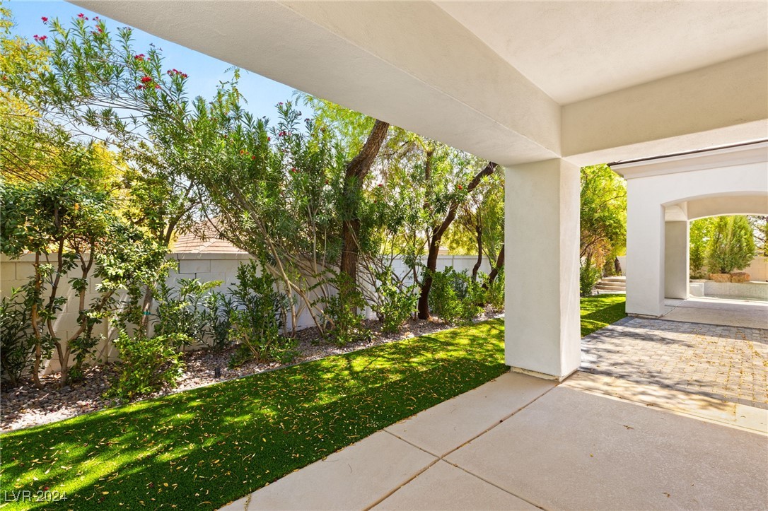 1008 Sir James Bridge Way