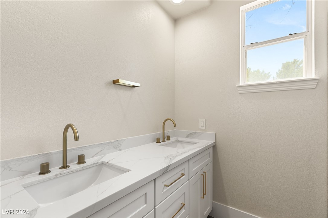 1008 Sir James Bridge Way