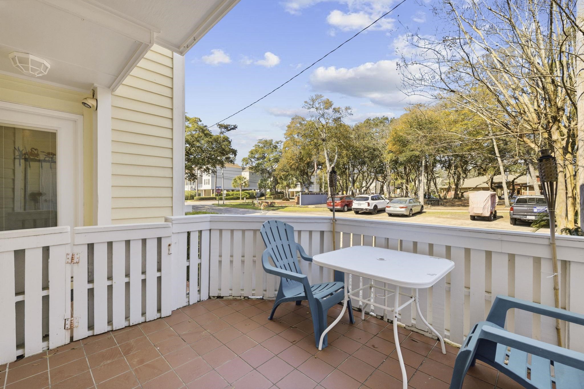 14 N Willow Dr. Unit: 3