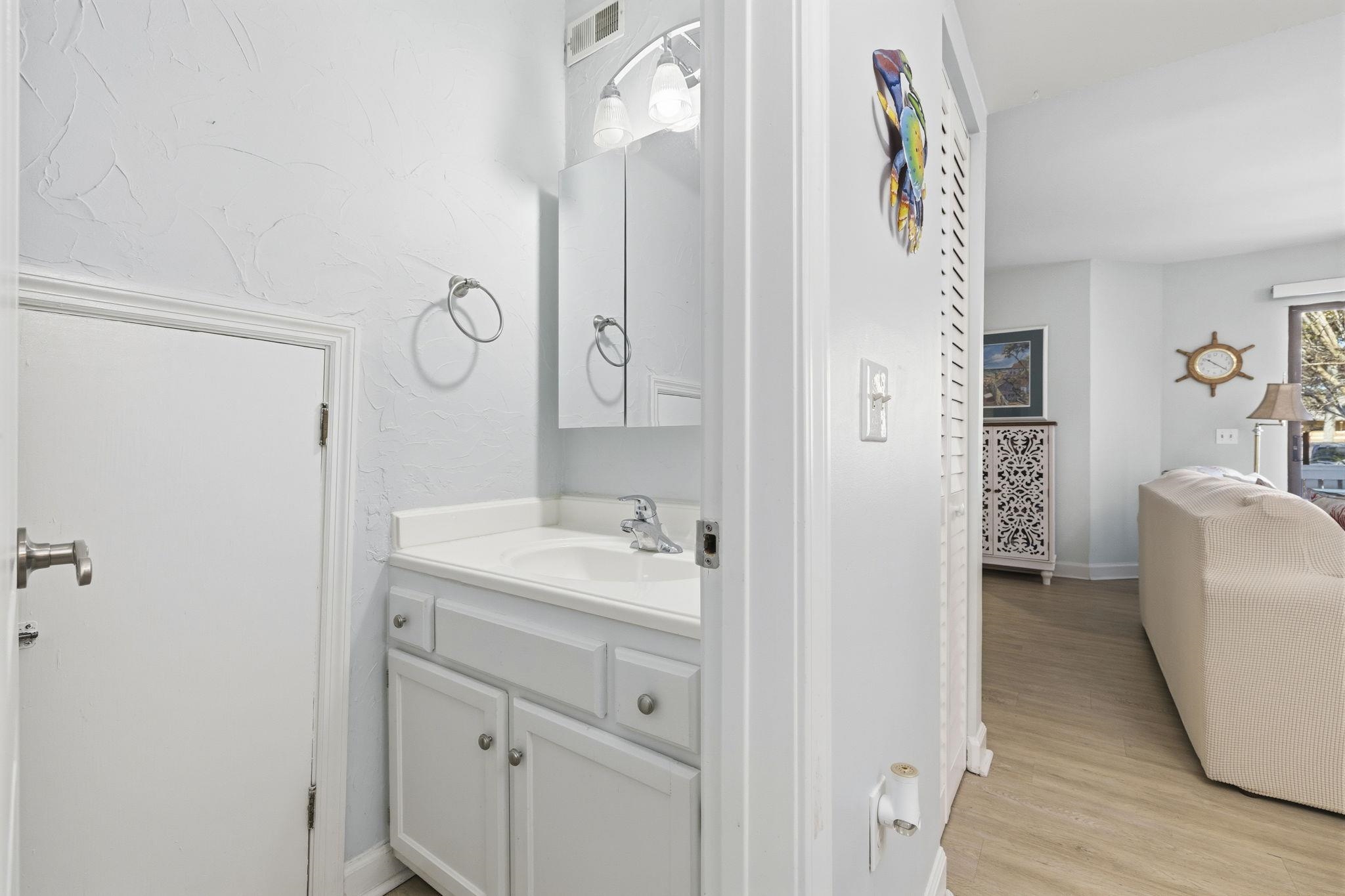 14 N Willow Dr. Unit: 3