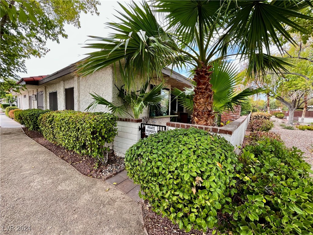 2588 Malabar Avenue