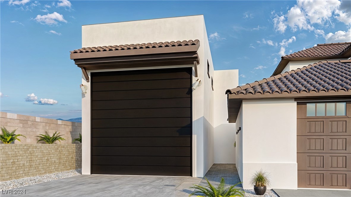 1090 rose quartz Road