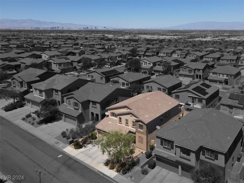 812 Applecross Avenue