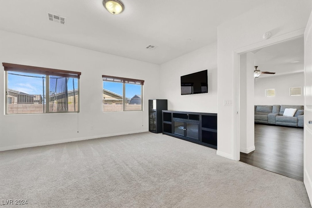 812 Applecross Avenue