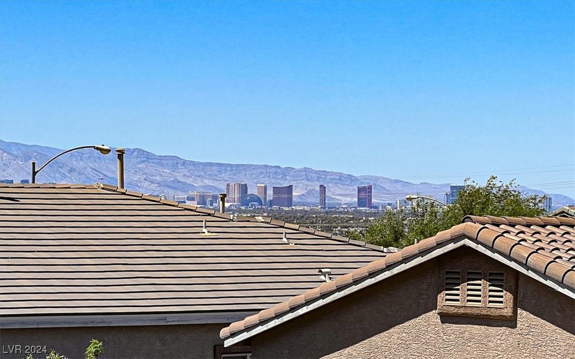 812 Applecross Avenue