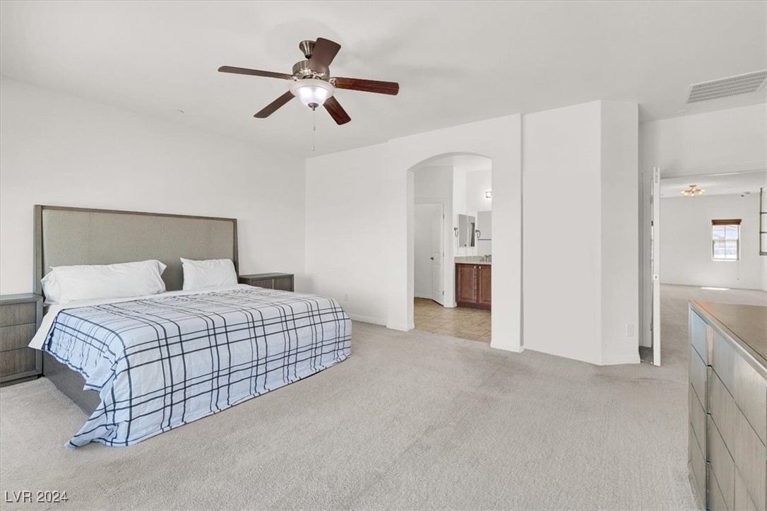 812 Applecross Avenue