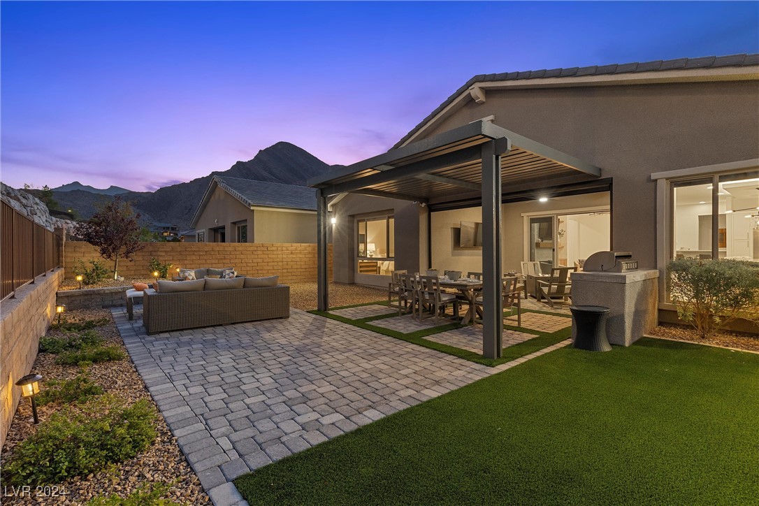 11057 Black Fire Opal Drive