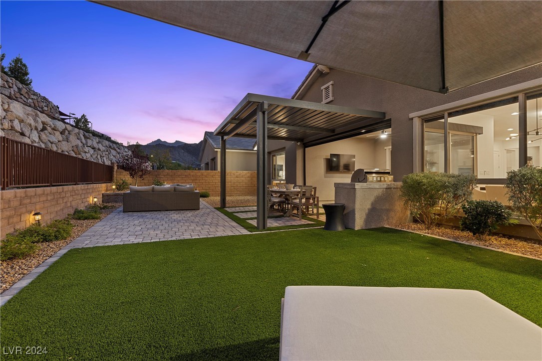 11057 Black Fire Opal Drive