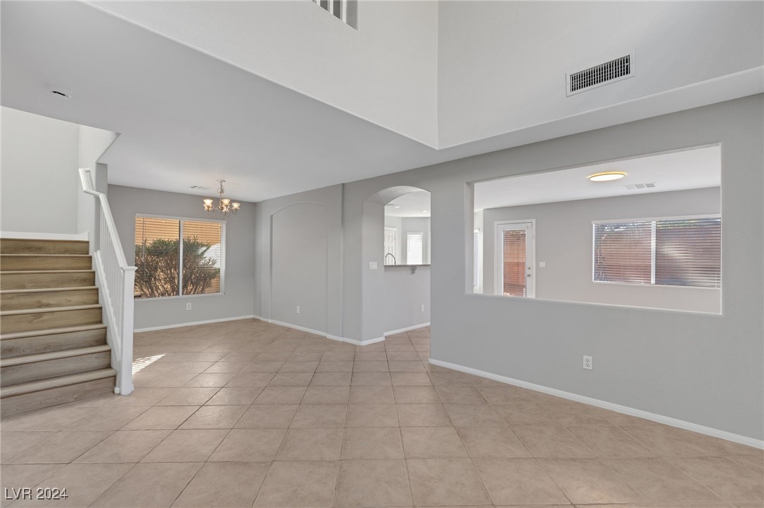 11033 Meadow Leaf Avenue
