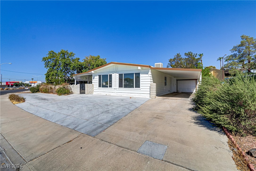 107 Sir George Drive