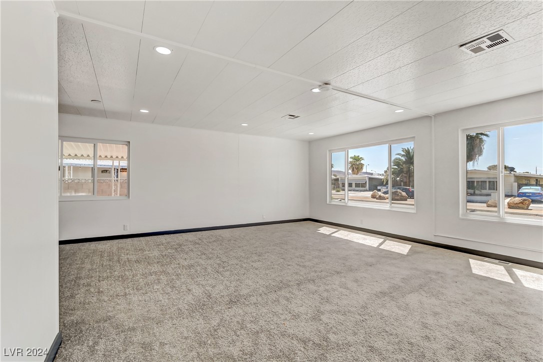 107 Sir George Drive