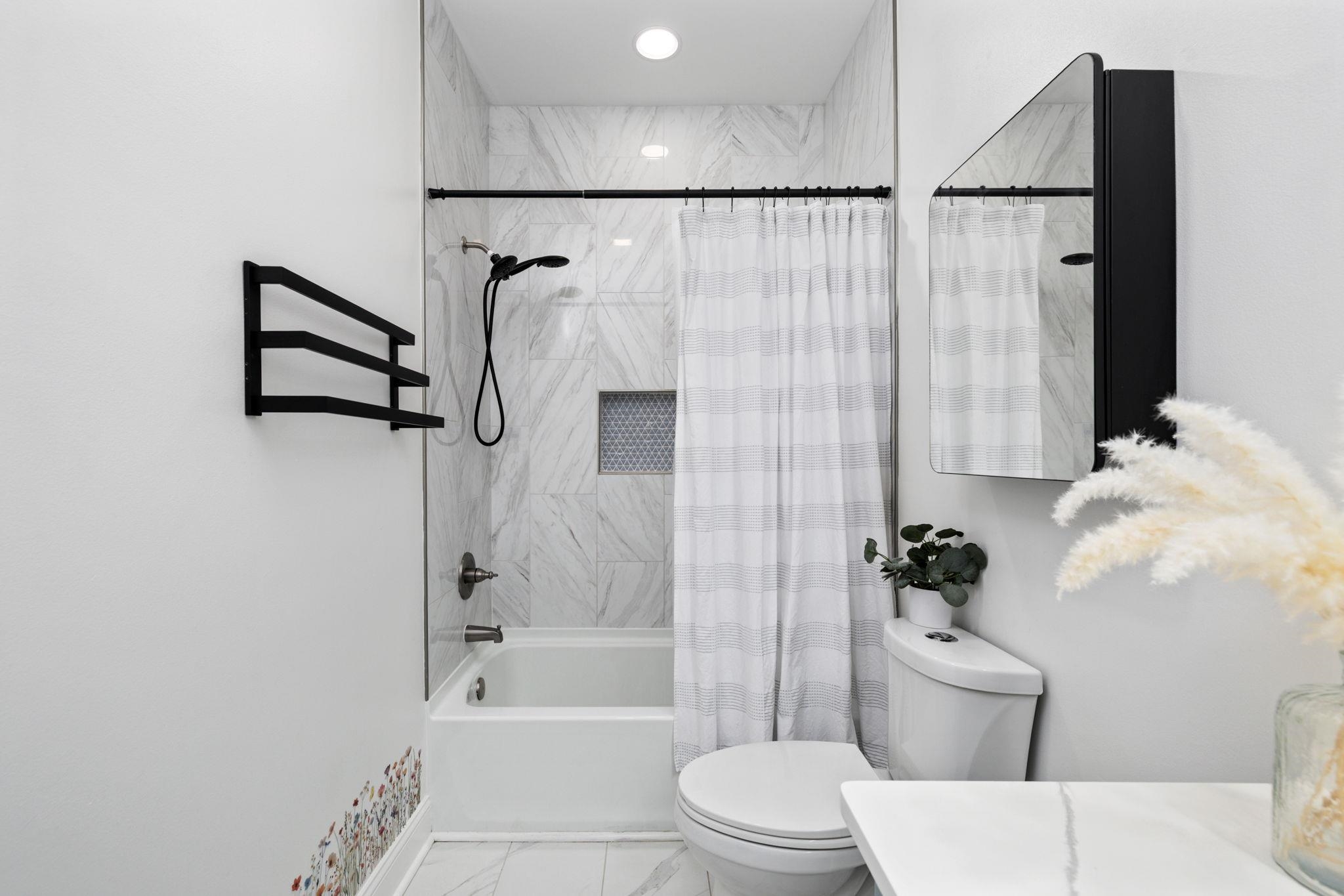 2013 Silvercrest Dr. Unit: 30-F