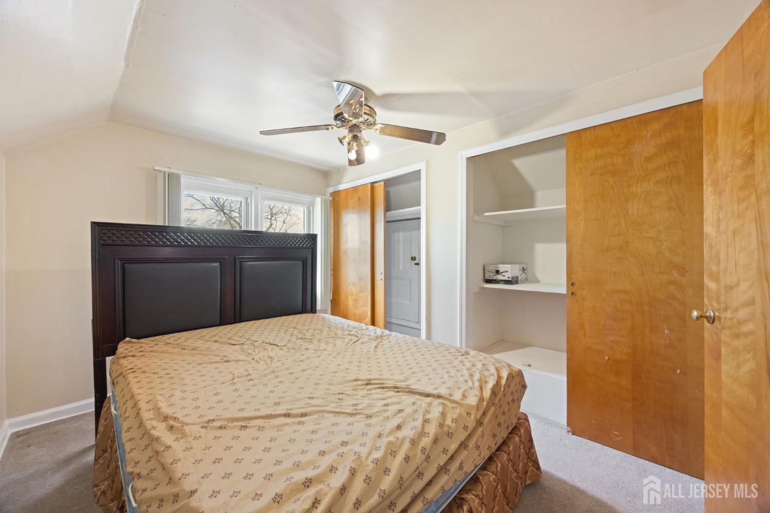 298 SE Newark Avenue