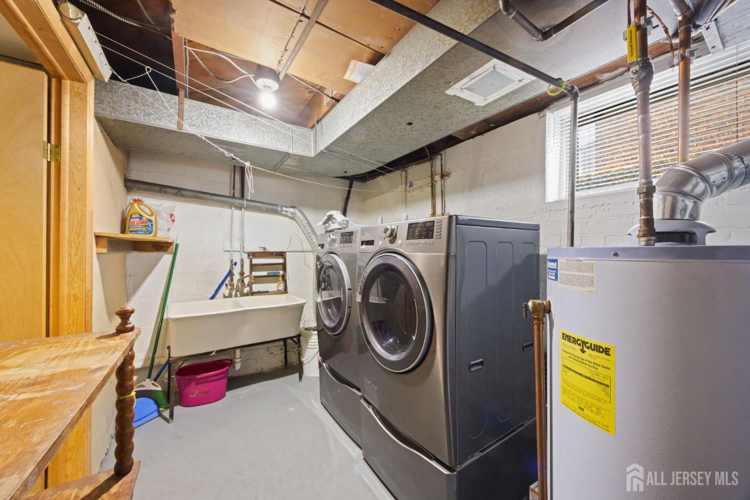 298 SE Newark Avenue