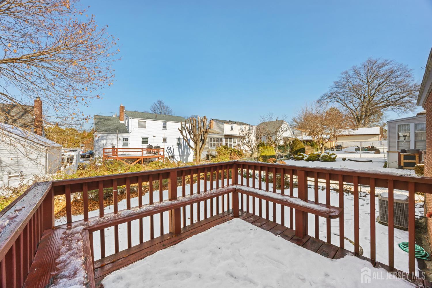 298 SE Newark Avenue