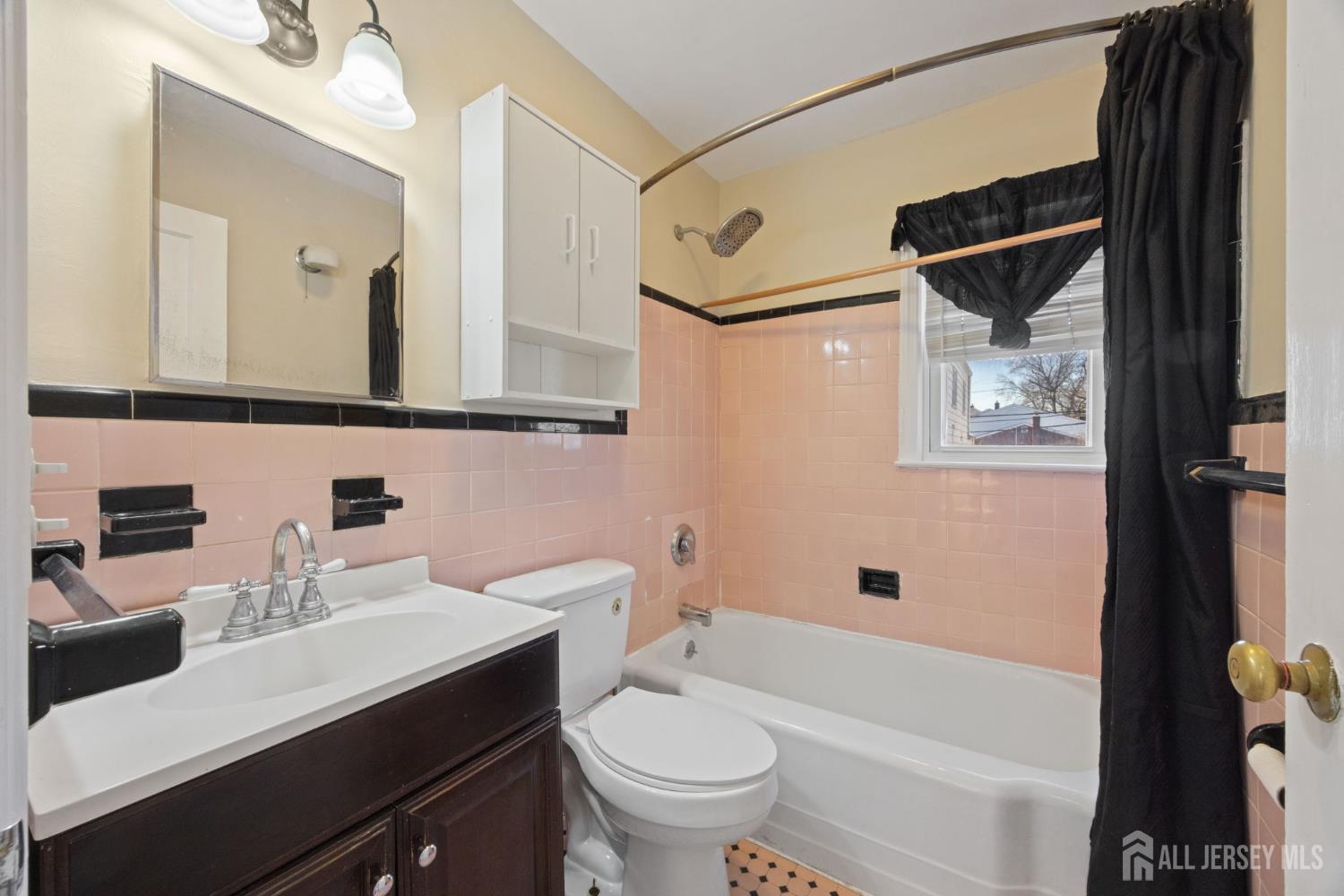 298 SE Newark Avenue