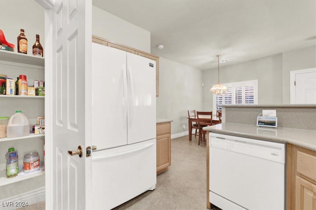 6616 Lavender Lilly Lane 3