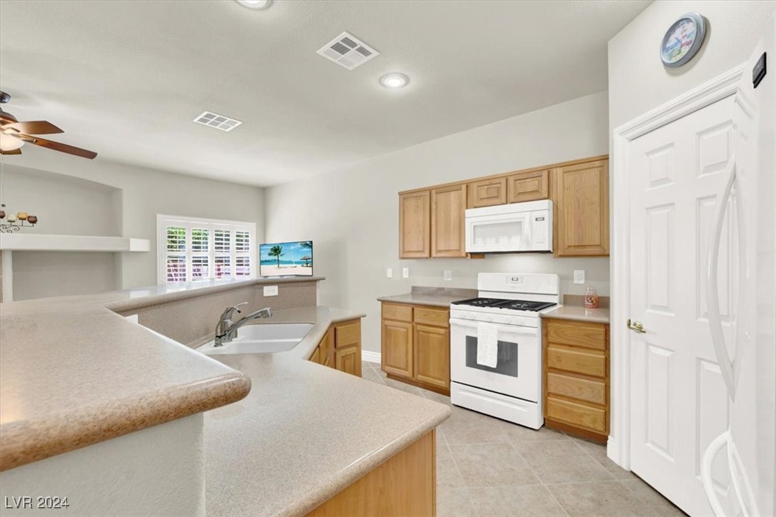 6616 Lavender Lilly Lane 3