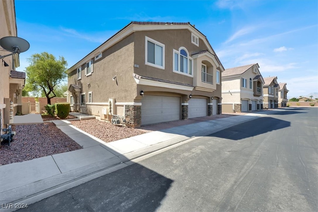 6616 Lavender Lilly Lane 3