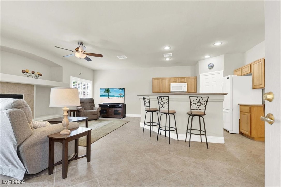 6616 Lavender Lilly Lane 3