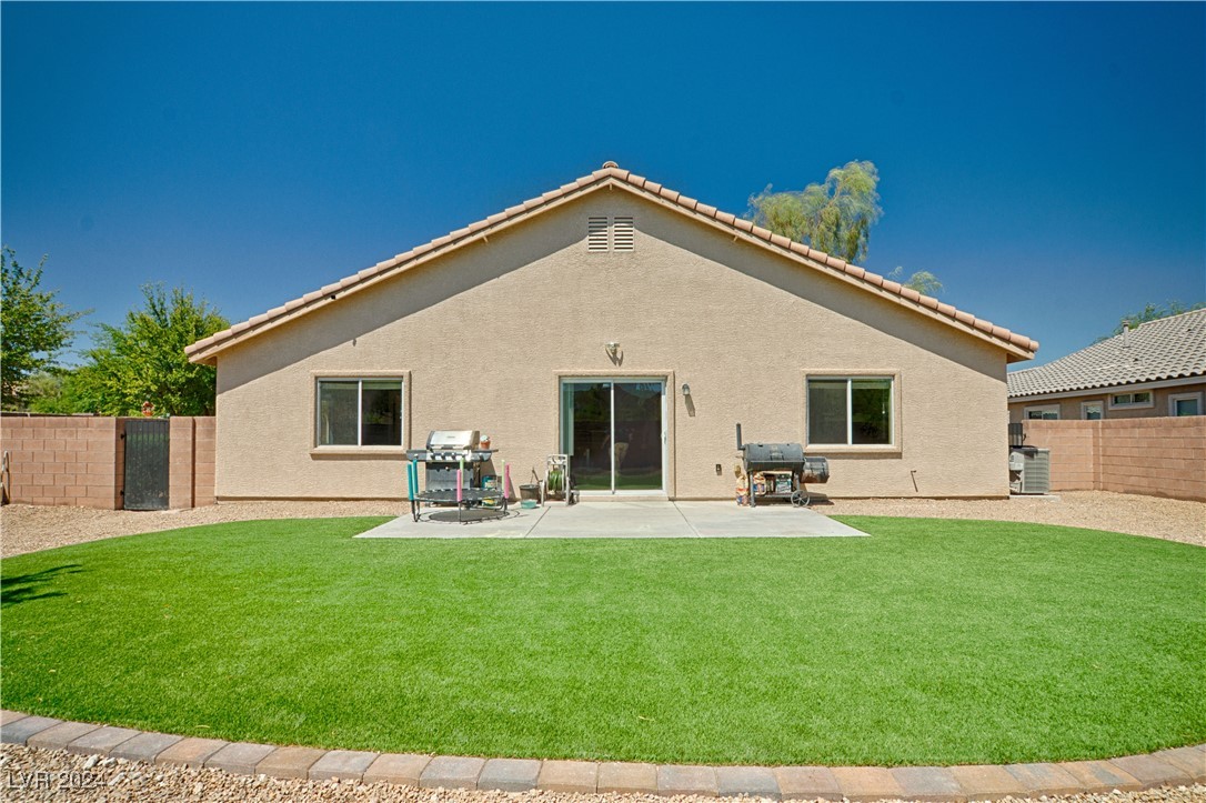 6116 Towboat Street