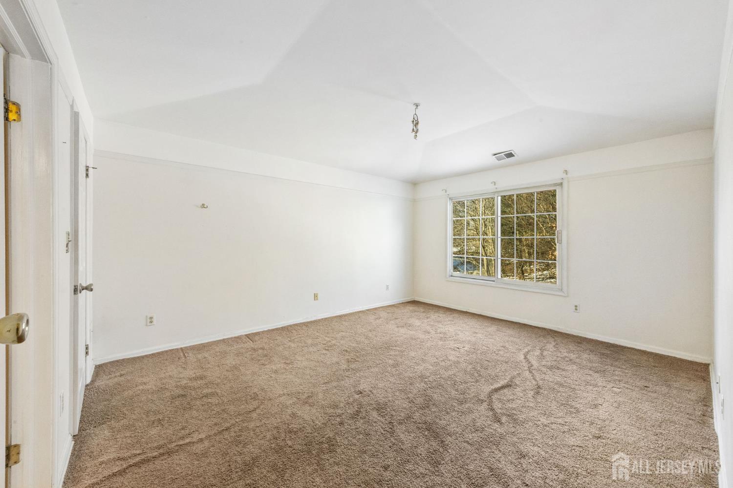 1036 Waterford Drive