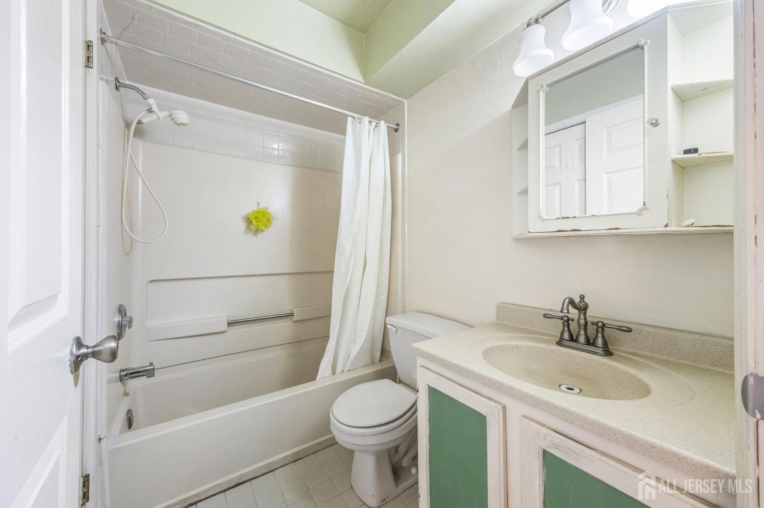 1036 Waterford Drive