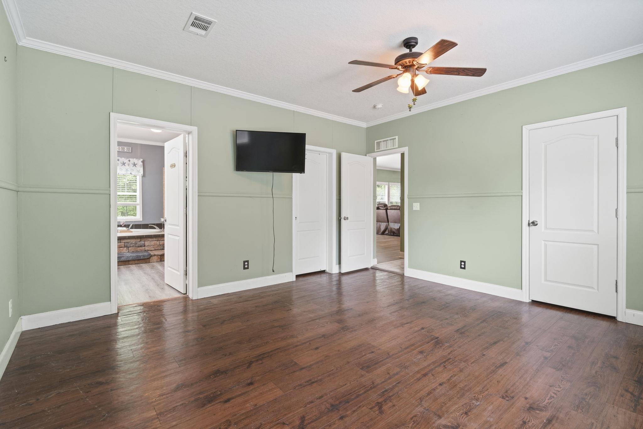 54 Peregrine Ct.