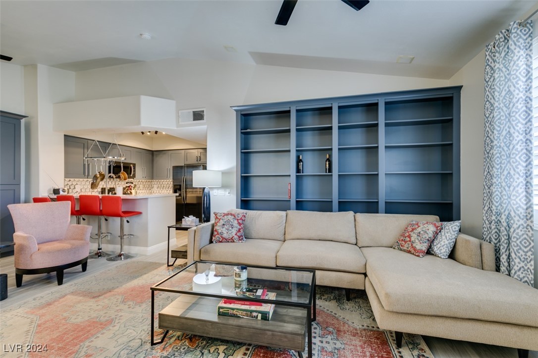 9901 Trailwood Drive 2005