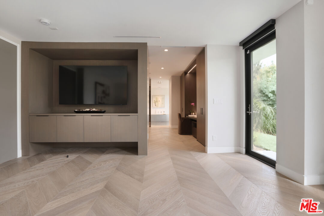 500 Chalette Dr