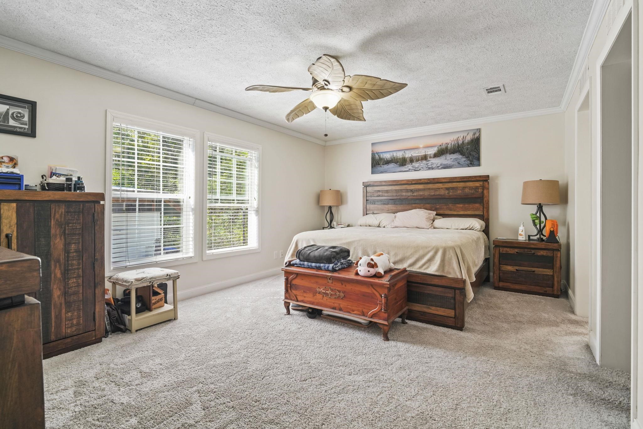 61 Saxon Ct.