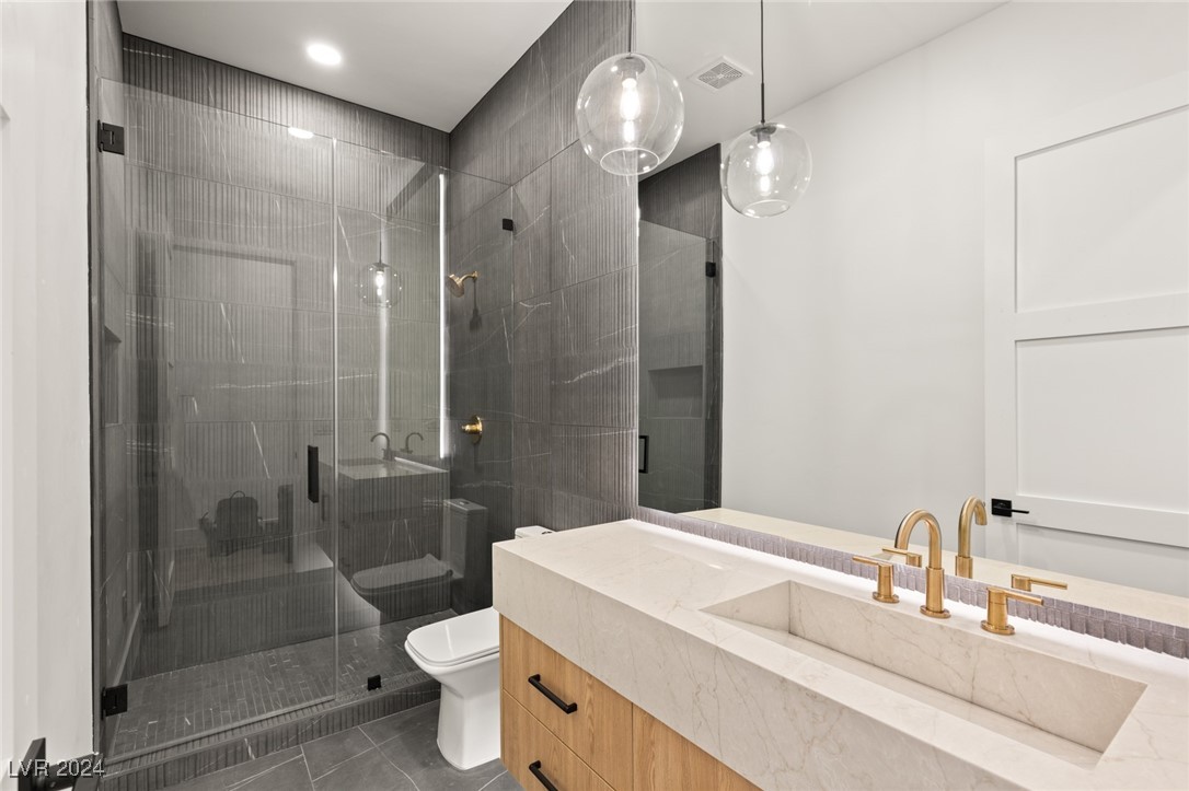 1416 IRON HILLS Lane