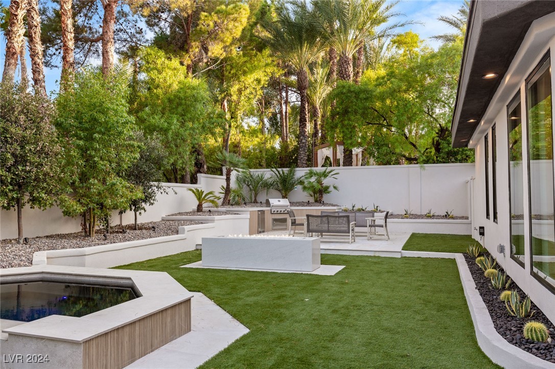 1416 IRON HILLS Lane