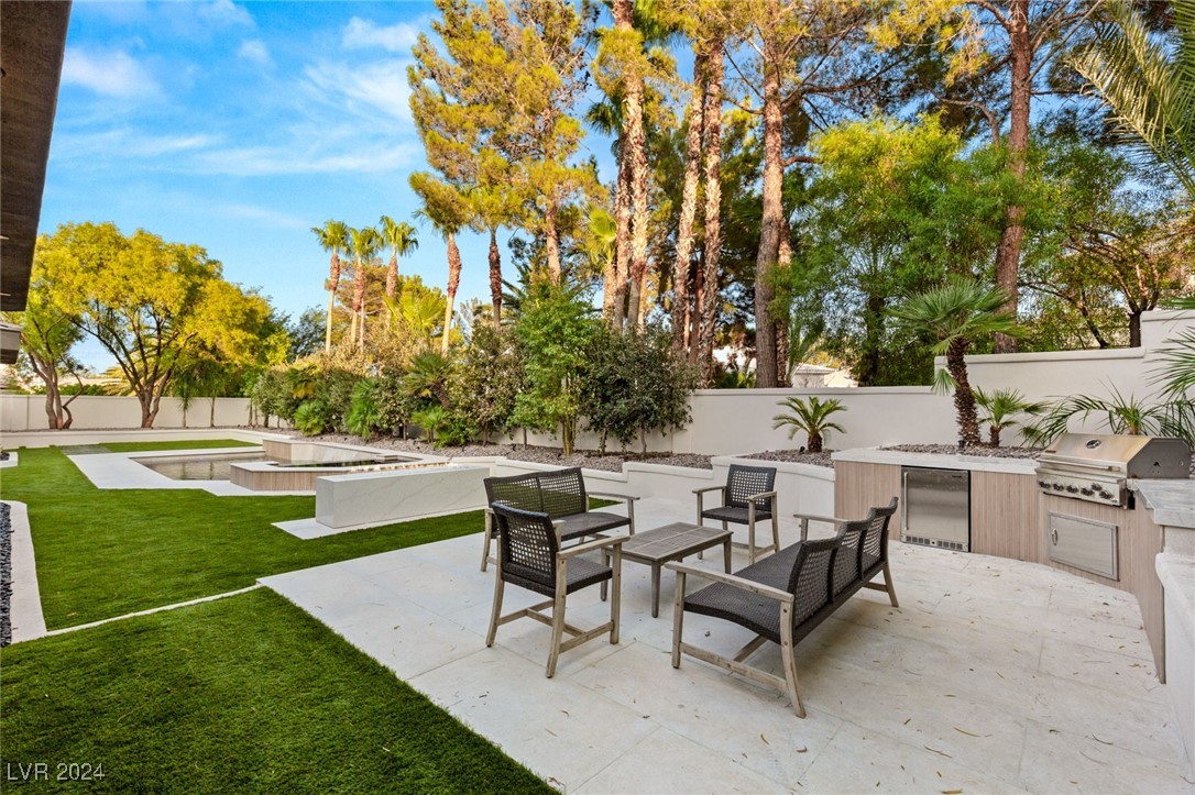 1416 IRON HILLS Lane