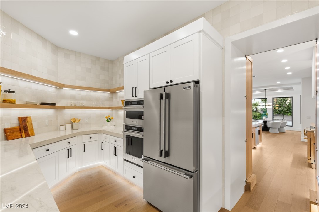 1416 IRON HILLS Lane