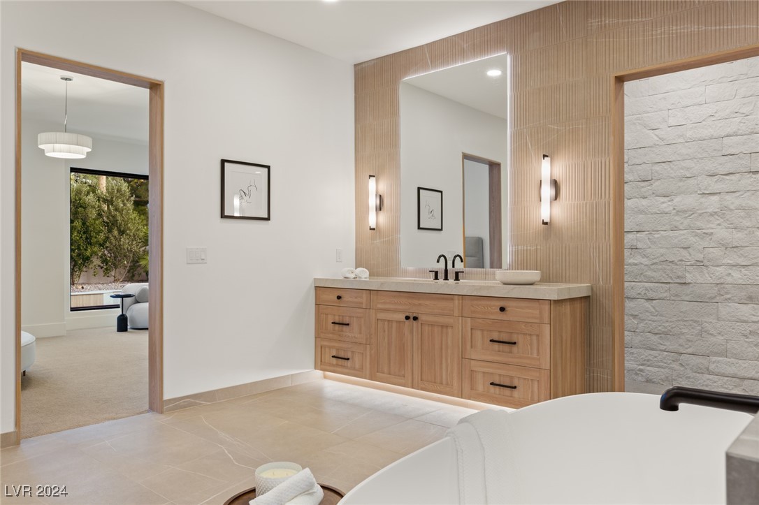 1416 IRON HILLS Lane