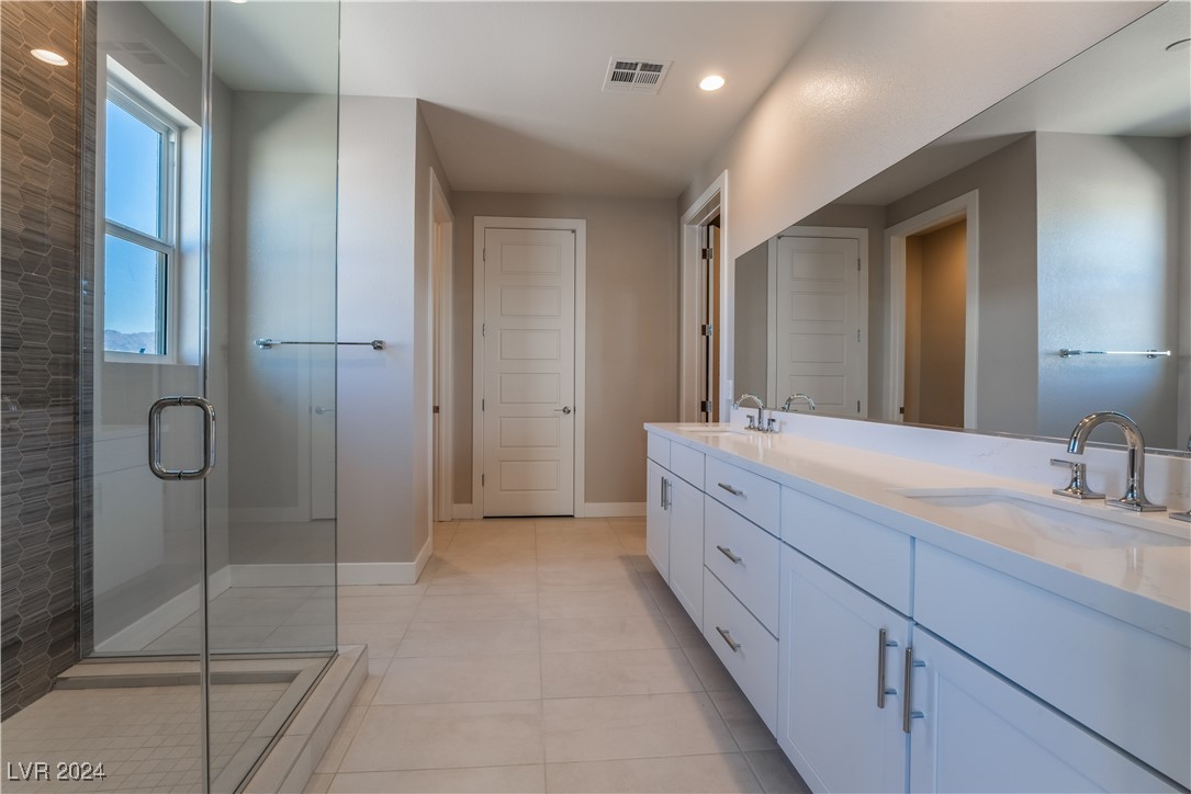 10214 Sequoia Glen Avenue