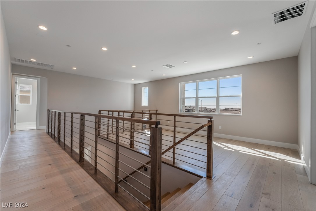 10214 Sequoia Glen Avenue