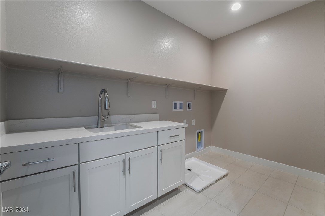 10214 Sequoia Glen Avenue