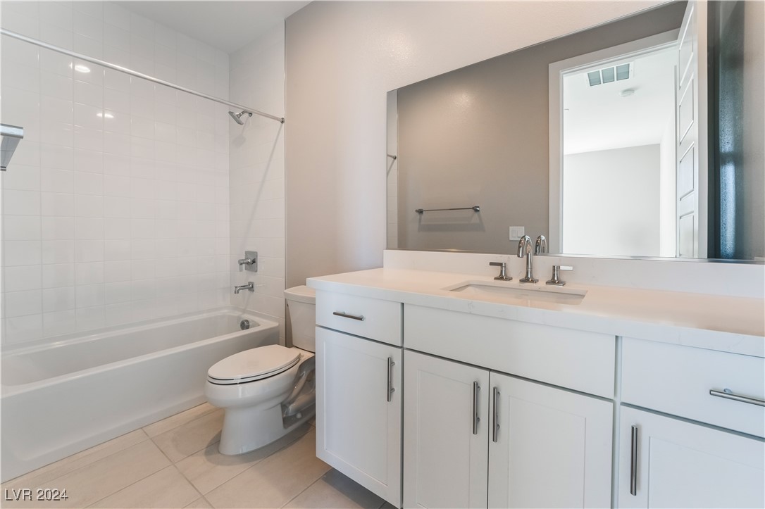 10214 Sequoia Glen Avenue