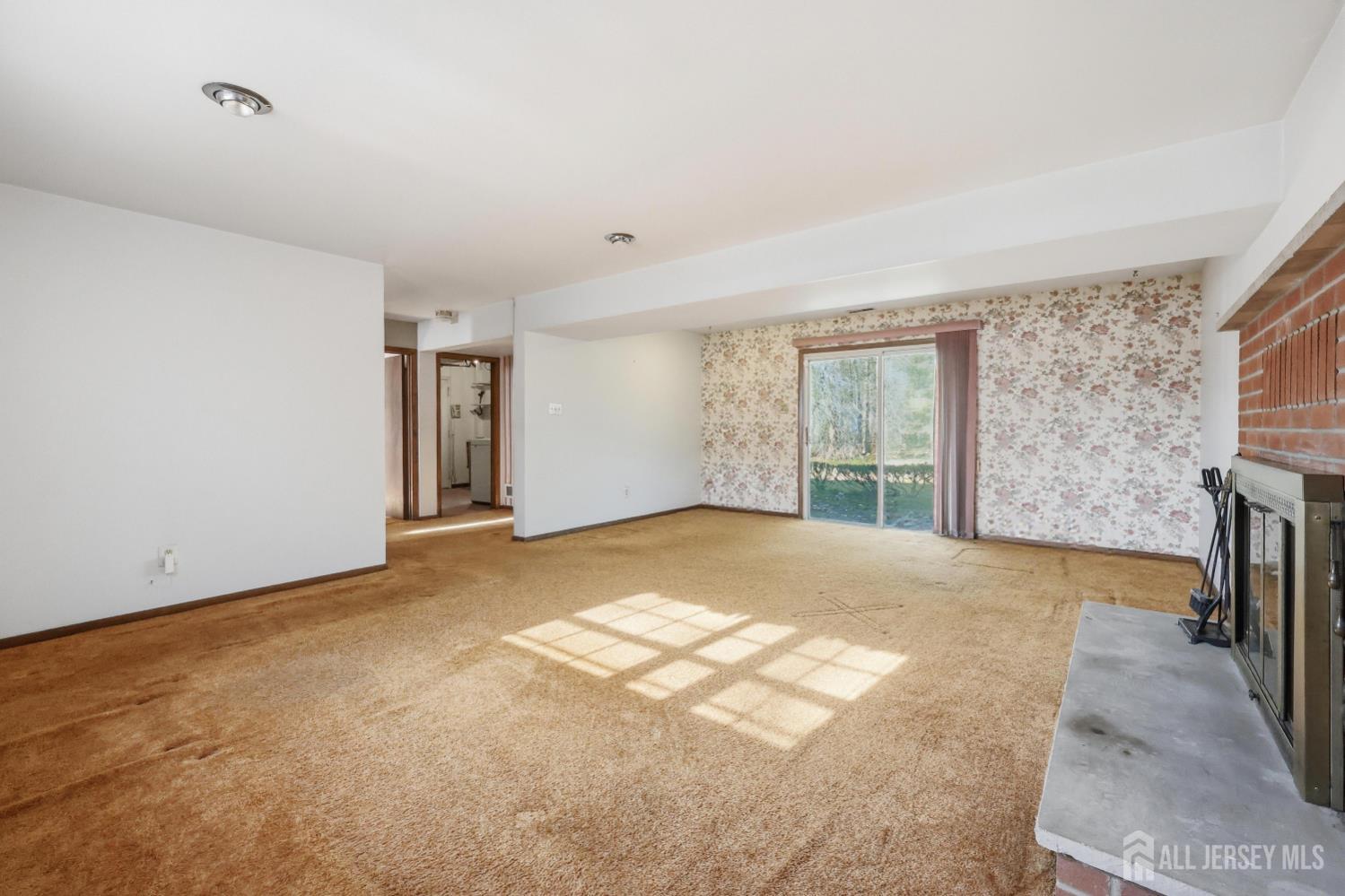 4 Walnut Street