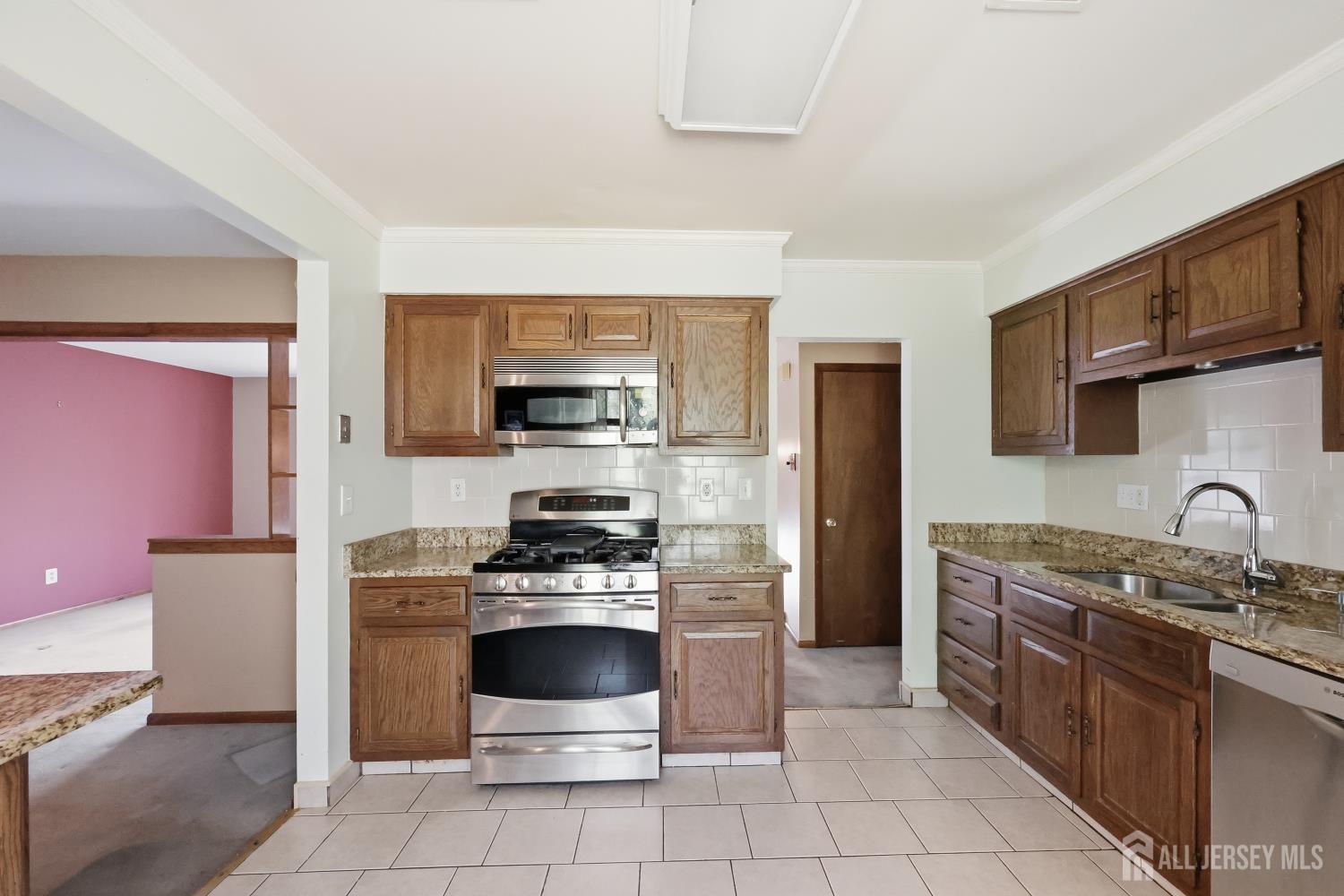 4 Walnut Street